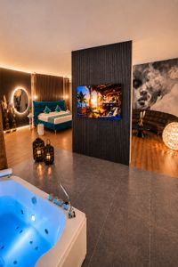 01_Spa_Bild_ca_2MB